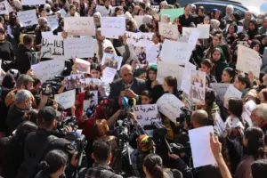 Demonstration-in-Qamishli-Calls-for-Release-of-SDF-Fighters-Held-by-the-Syrian-Interim-Authority