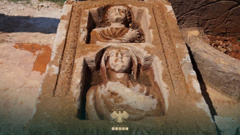 Uncovering a Tomb and Artifacts with Latin Inscriptions in Afrin and Transferring Them to the Aleppo National Museum